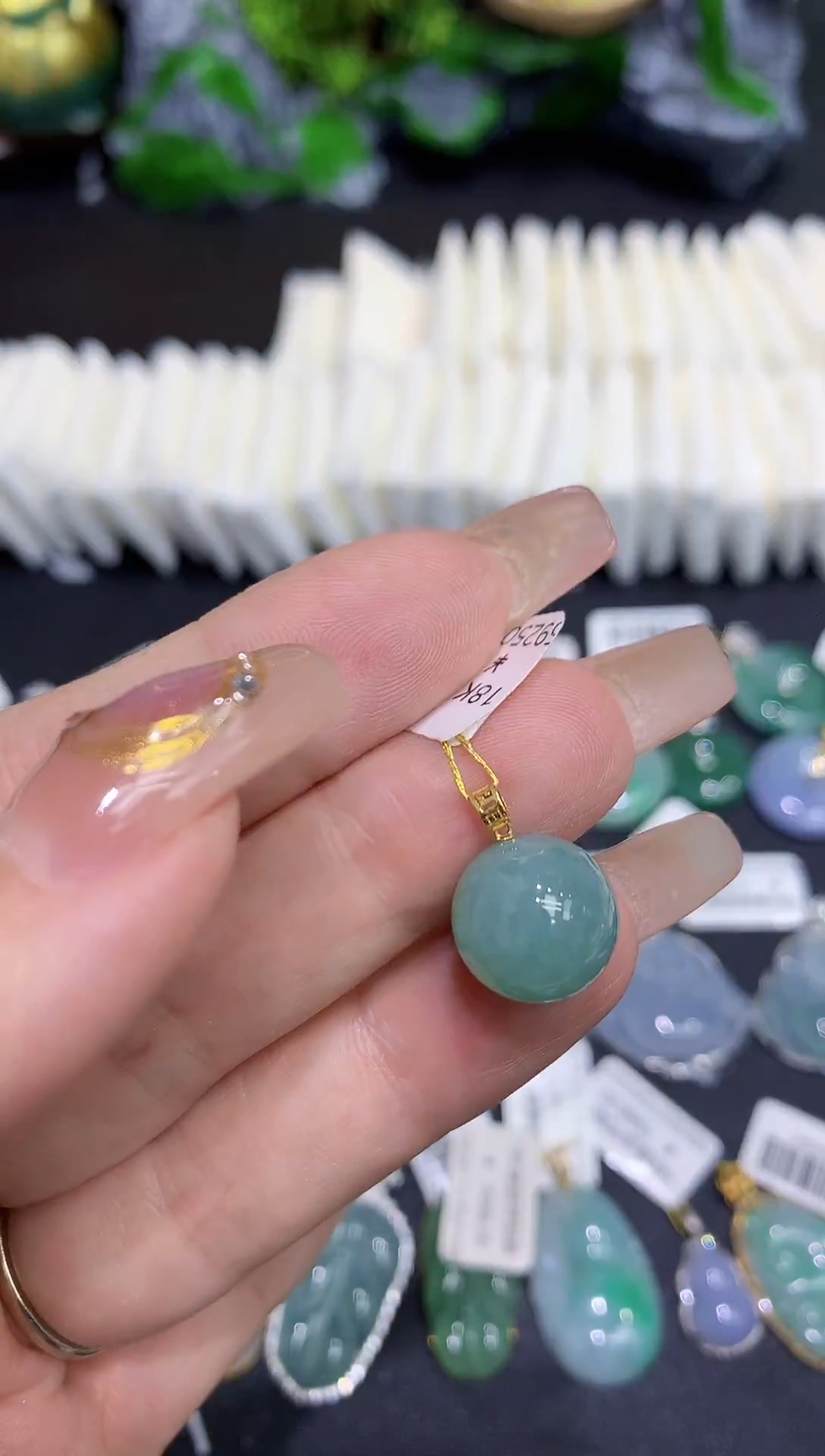 翡翠18K金镶嵌吊坠(不含链)1111