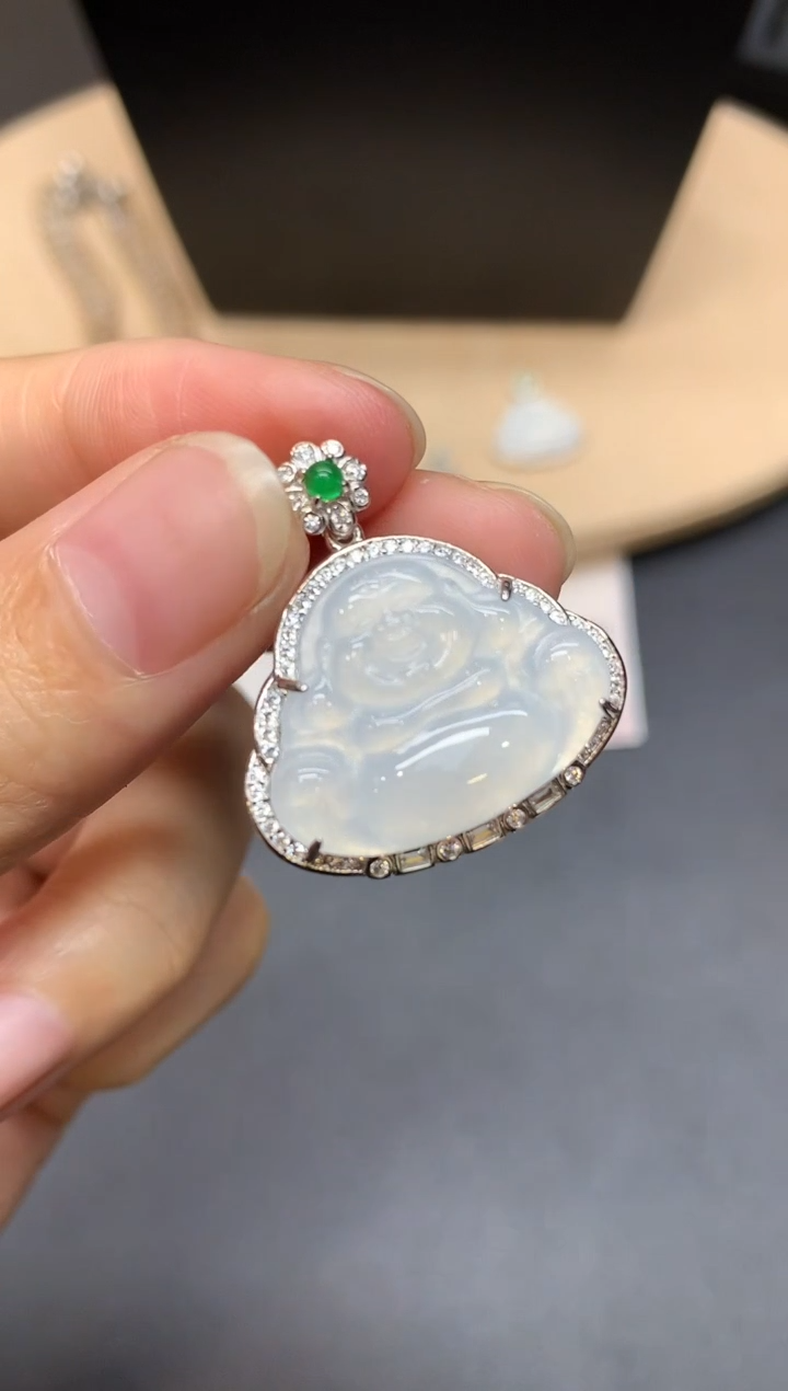 【闪购商品】翡翠吊坠(不含链)银S925镶嵌佛公【多样性发其一】