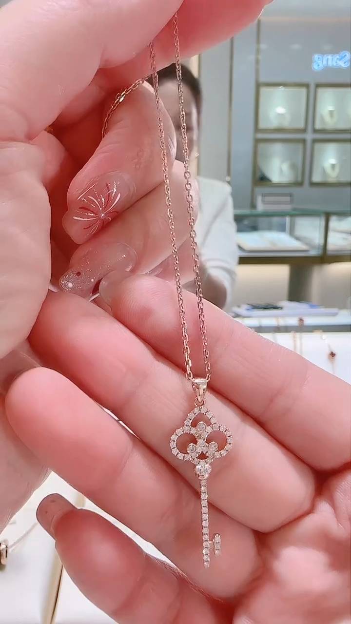 【闪购商品】钻石套链18K金镶嵌套链