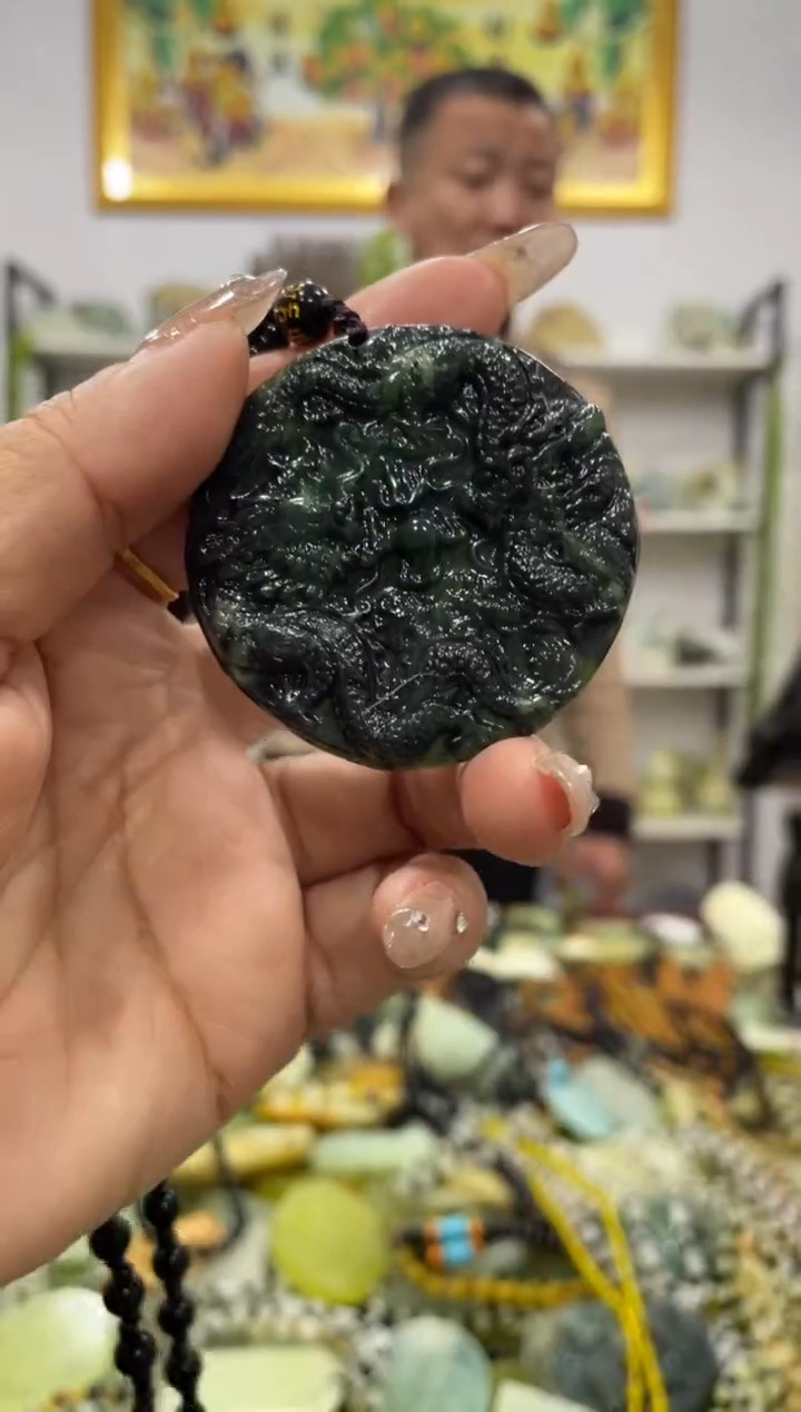 【闪购商品】岫玉吊坠未镶嵌             