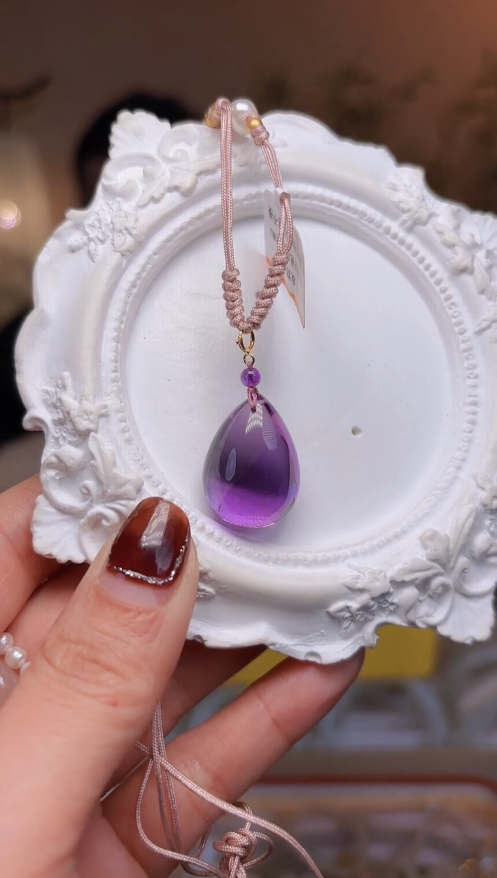 【闪购商品】紫晶颈饰18K金镶嵌紫水晶吊坠