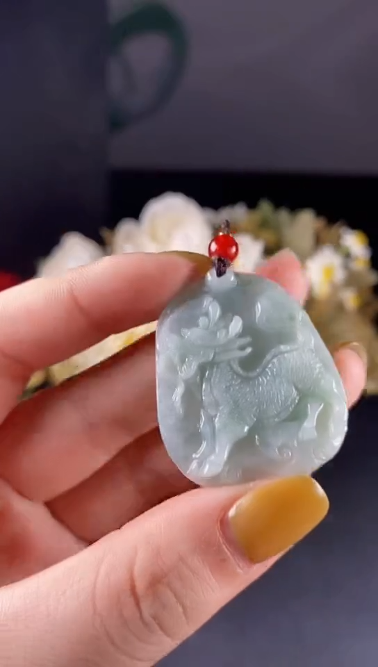 【闪购商品】翡翠未镶嵌颈饰0000000000000000