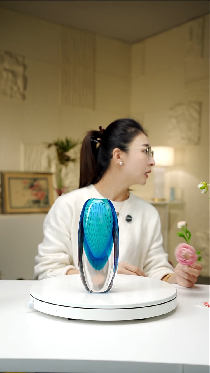 手工艺品琉璃老**鸭宝石蓝设计款香薰瓶