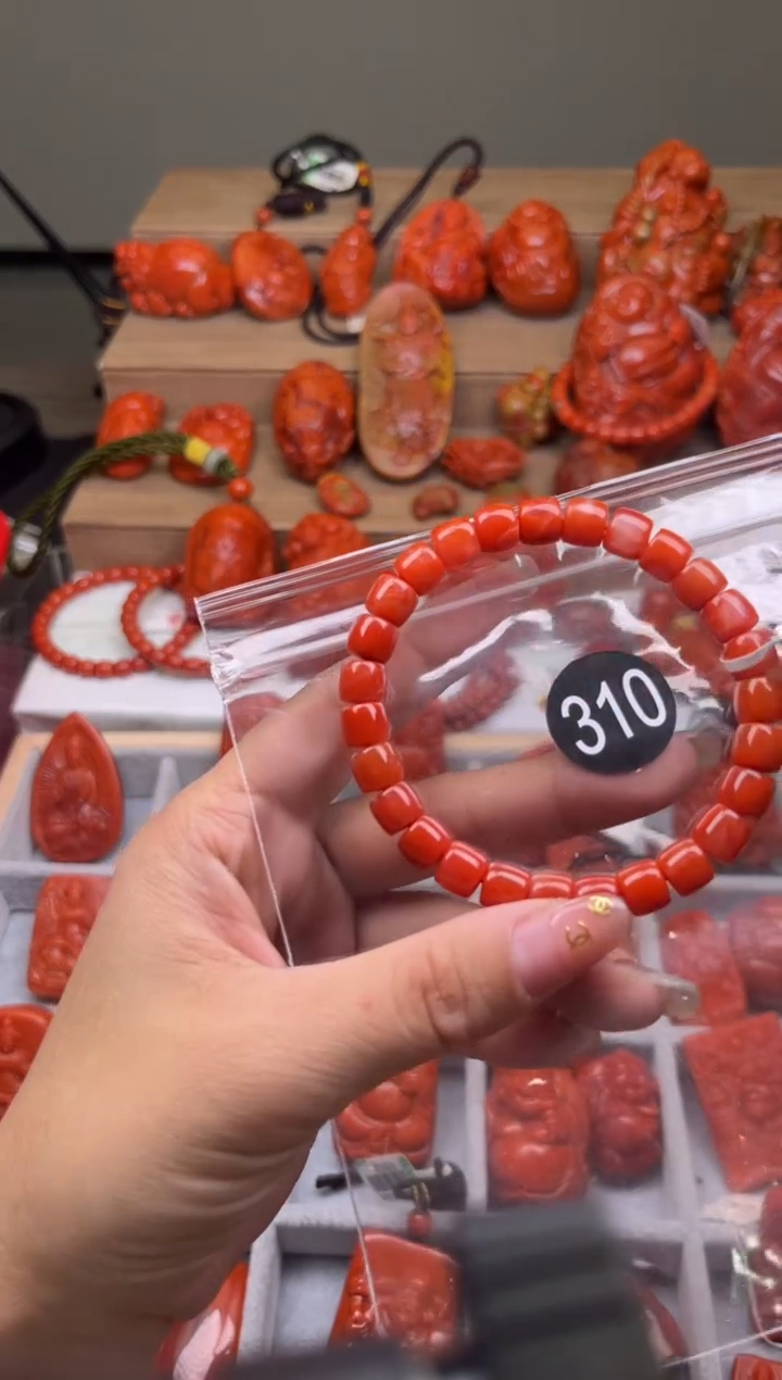 【闪购商品】南红玛瑙珠宝奇石未镶嵌310-8+