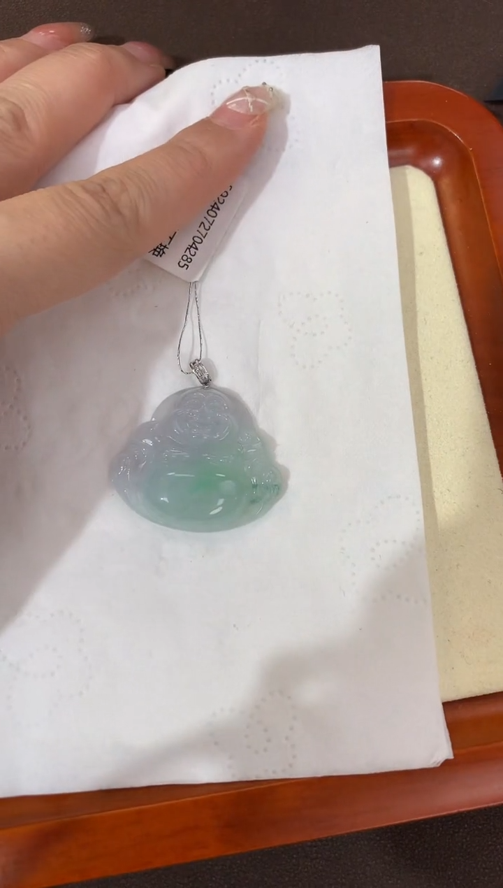 【闪购商品】翡翠颈饰18K金镶嵌天然缅甸a货翡翠