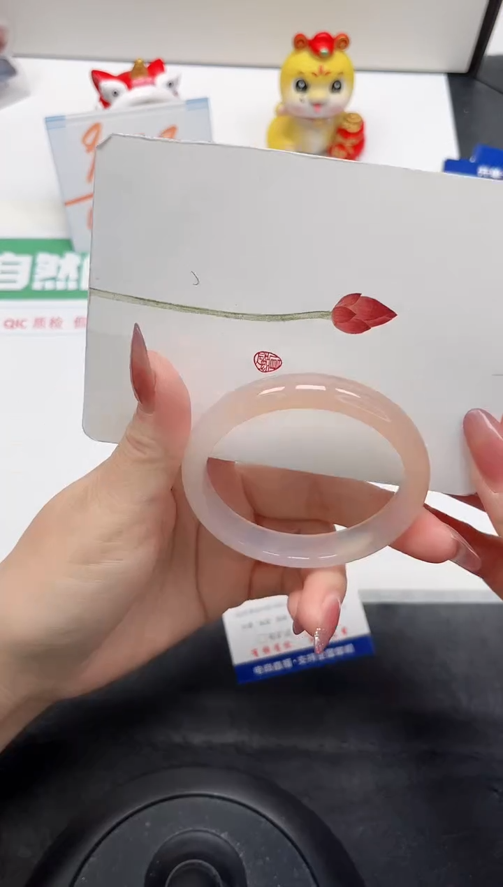 【闪购商品】石英质玉手镯未镶嵌108-54