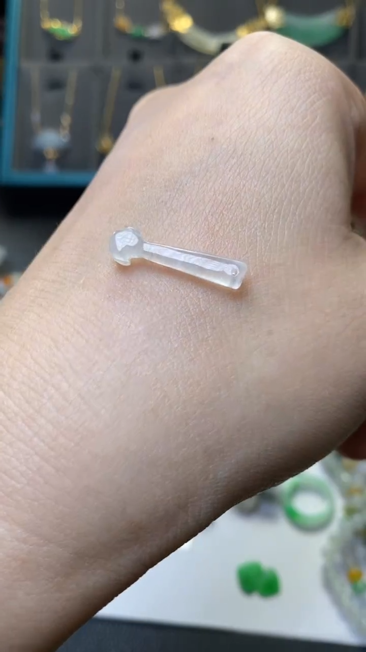 颈饰未镶嵌翡翠40202