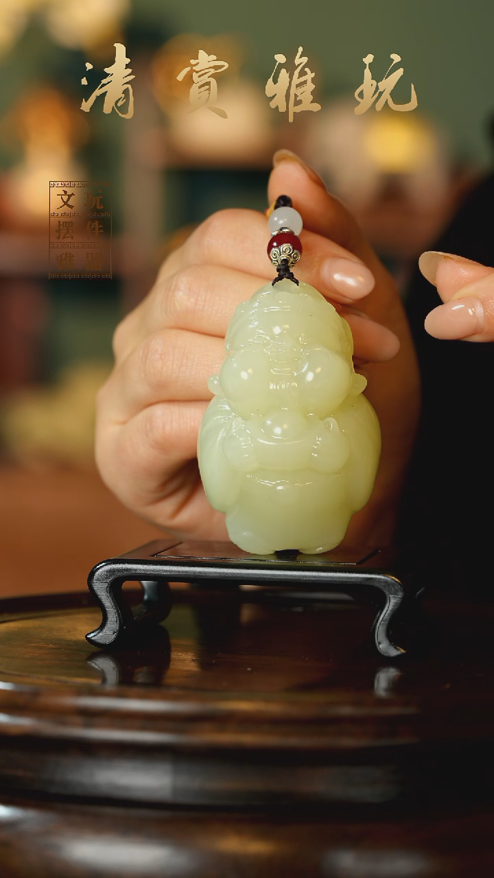 玉《丰盈在握》手把件摆件