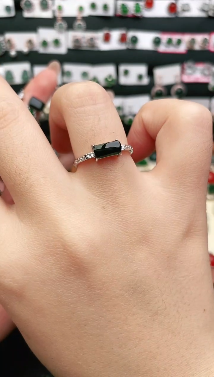 【闪购商品】翡翠戒指银S925镶嵌戒指