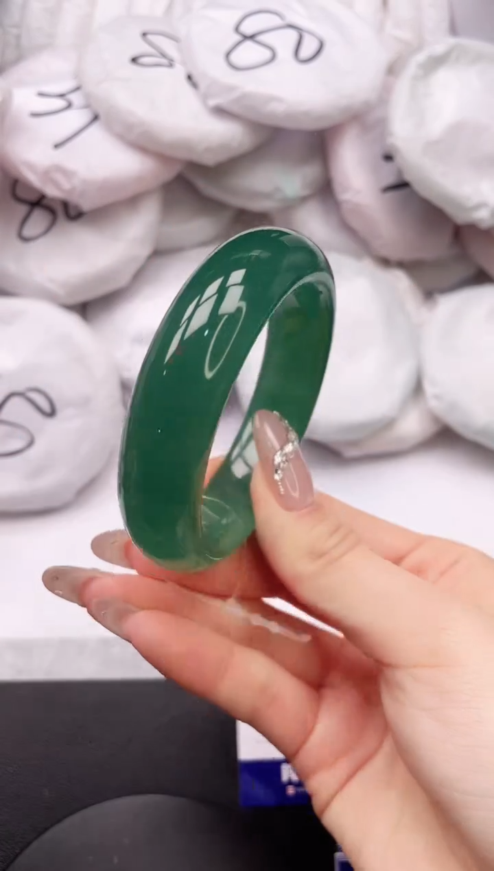 【闪购商品】石英质玉手镯未镶嵌24K14-54