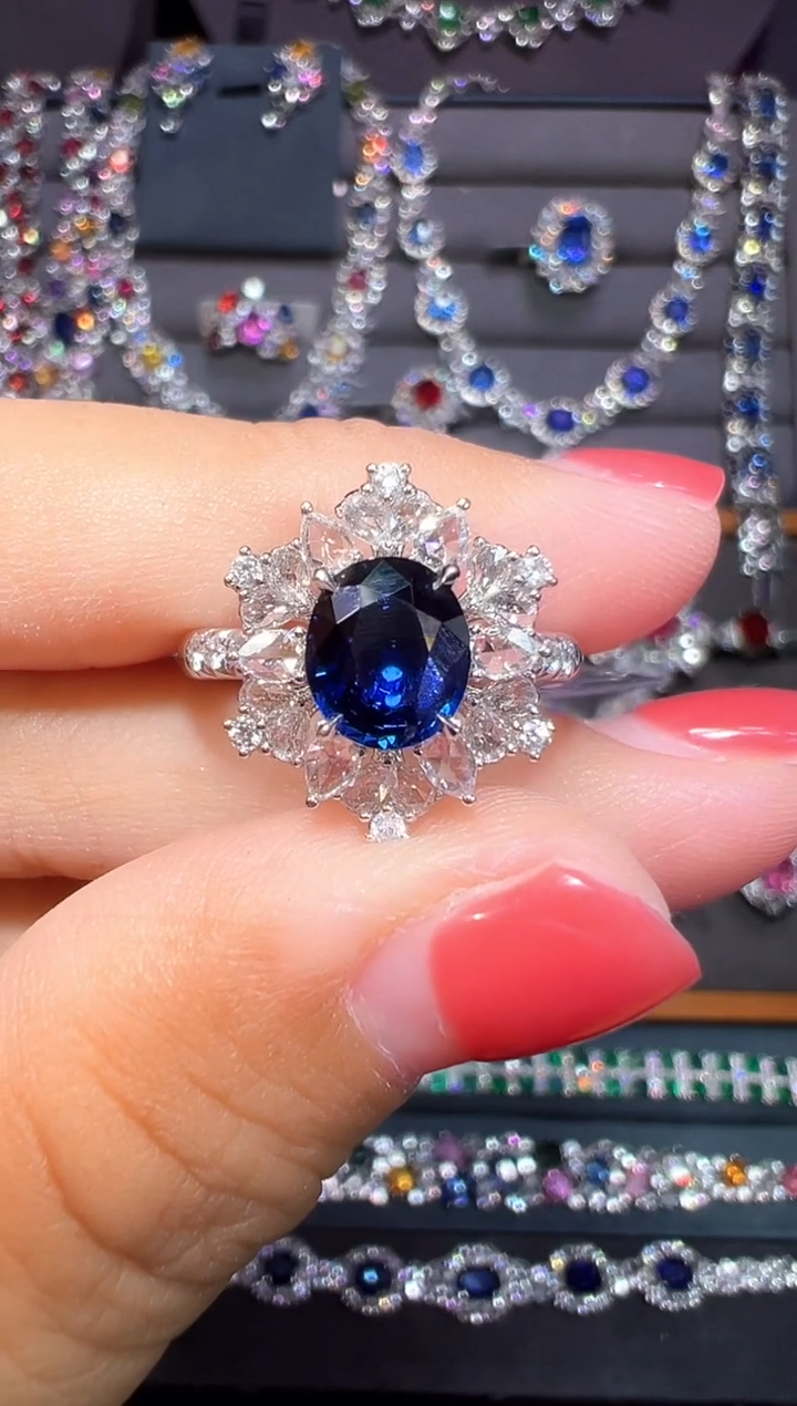 AIGS无烧皇家蓝蓝宝石18K金镶嵌1.77ct