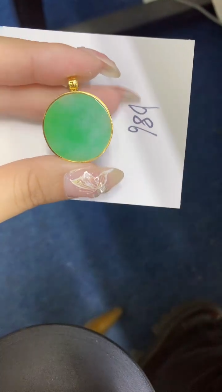 【闪购商品】翡翠颈饰18K金镶嵌00000000000