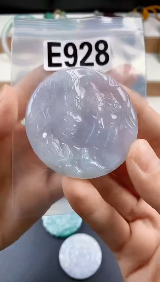 颈饰未镶嵌翡翠天然翡翠吊坠挂件
