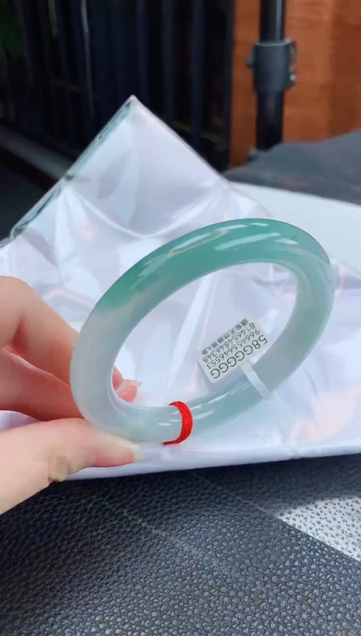 【闪购商品】翡翠手镯未镶嵌缅甸天然翡翠A货手镯