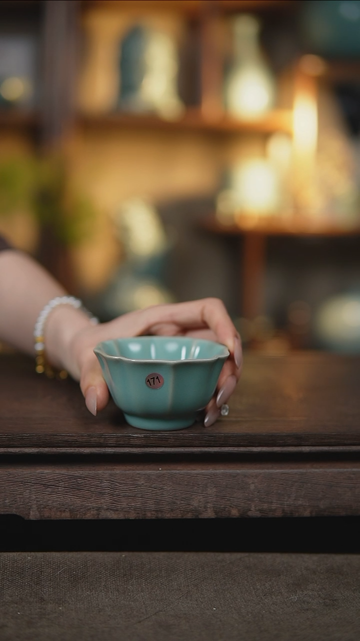 【闪购商品】杯仿古青绿宝象杯瑕