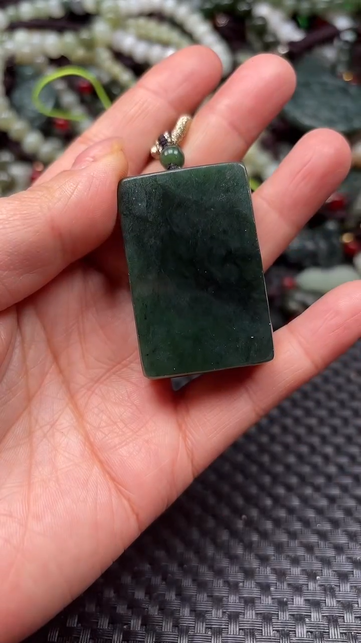 【闪购商品】和田玉颈饰未镶嵌1