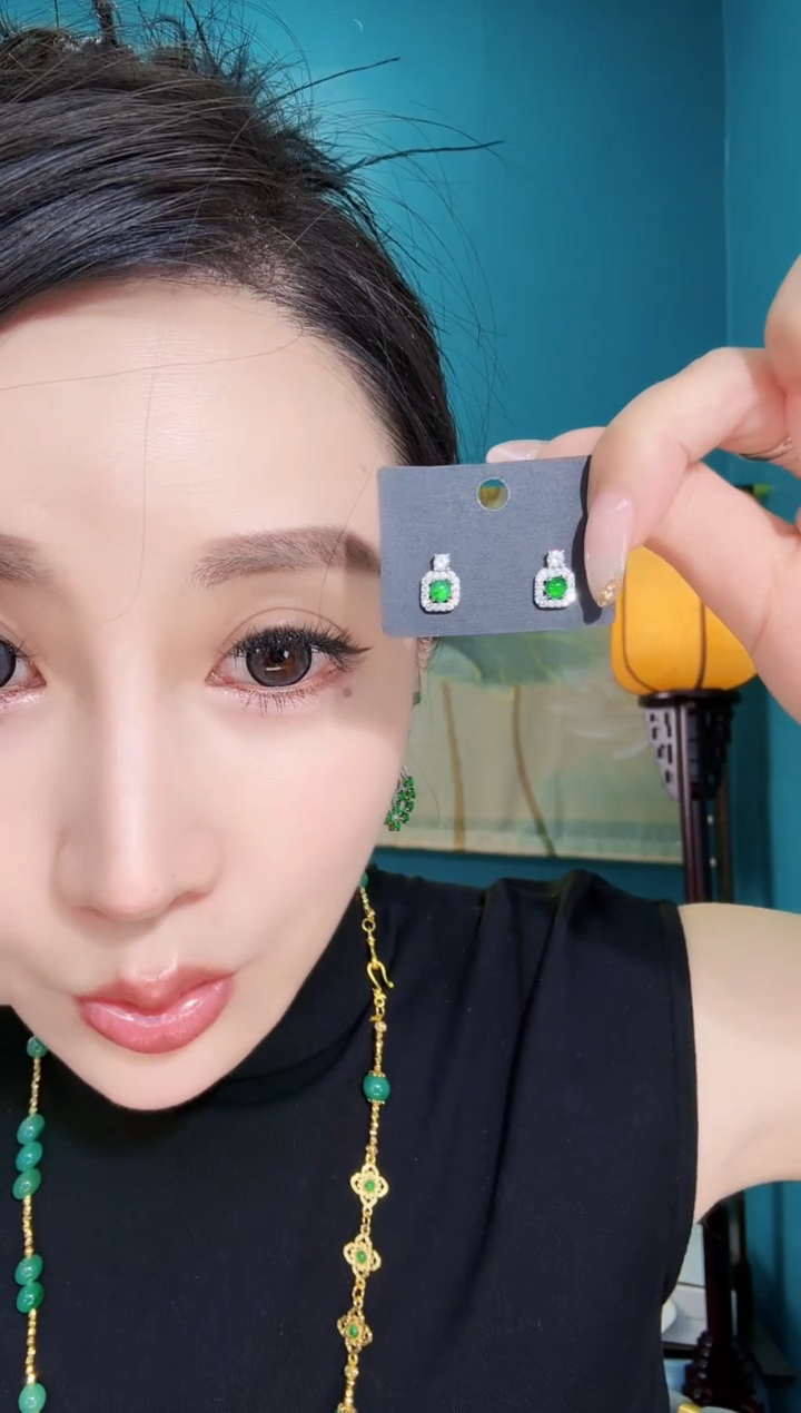 翡翠未镶嵌耳饰耳饰