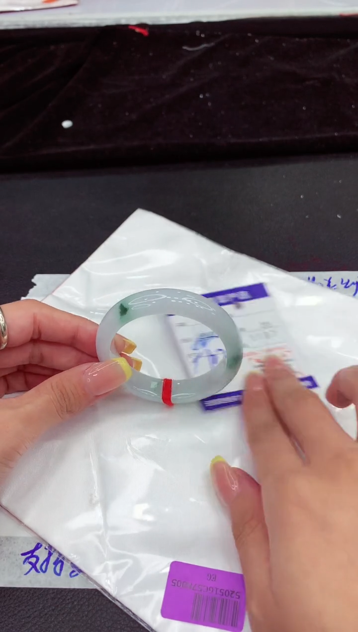 翡翠手镯未镶嵌11111111111111