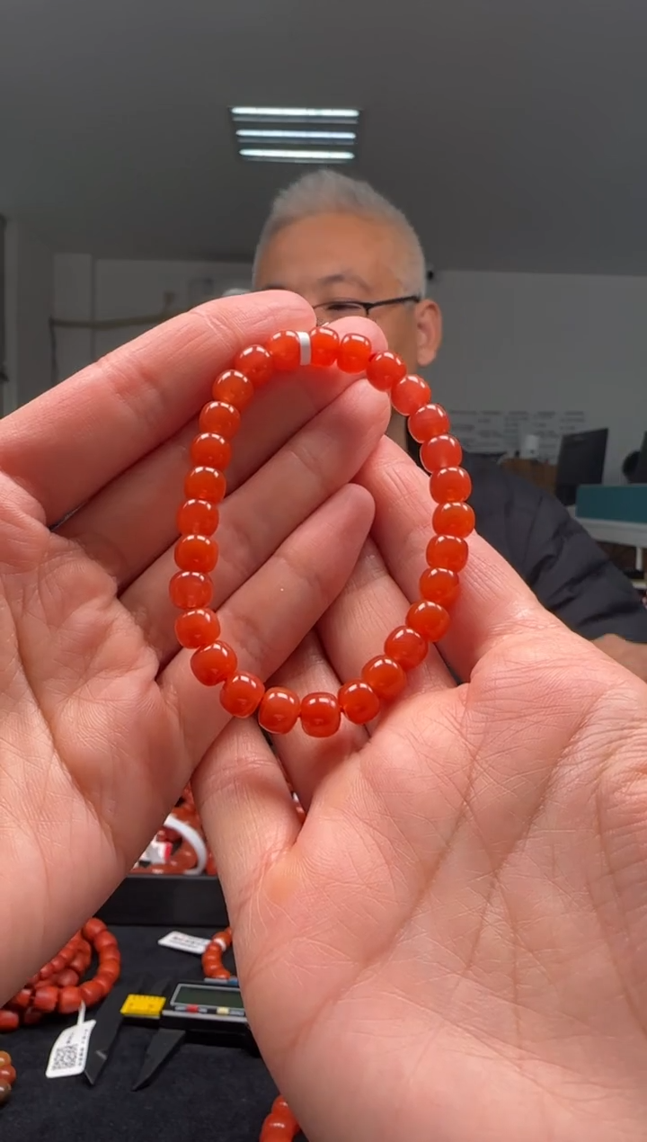 【闪购商品】南红玛瑙7mm保山手串老型未镶嵌多样性发一件