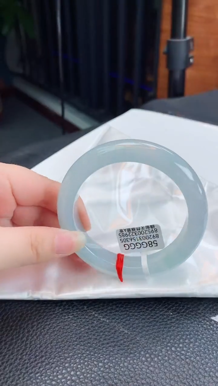 【闪购商品】翡翠手镯未镶嵌缅甸天然翡翠A货手镯