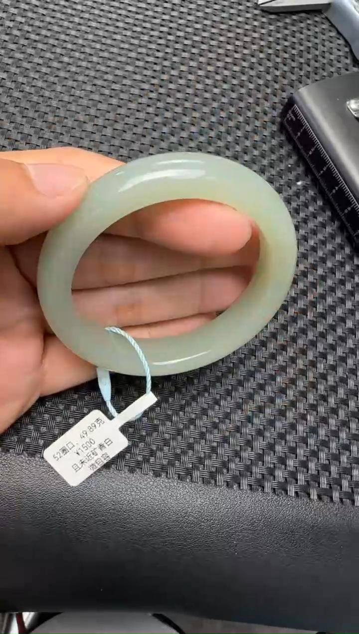 未镶嵌手镯和田玉青白玉手镯卡52