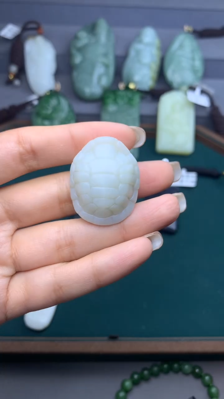 【闪购商品】和田玉吊坠(不含链)未镶嵌挂件拍一发一