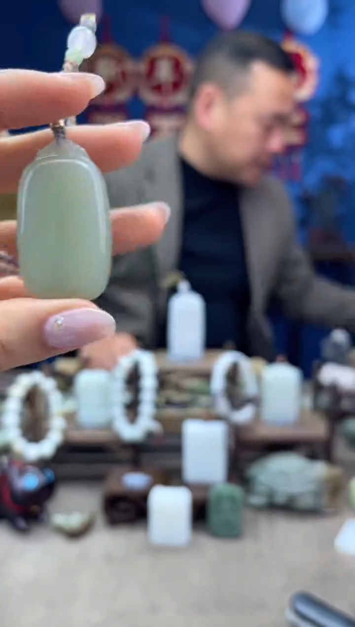 【闪购商品】和田玉颈饰未镶嵌1