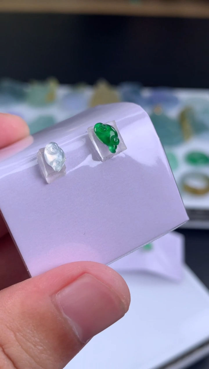 【闪购商品】定制翡翠未镶嵌翡翠