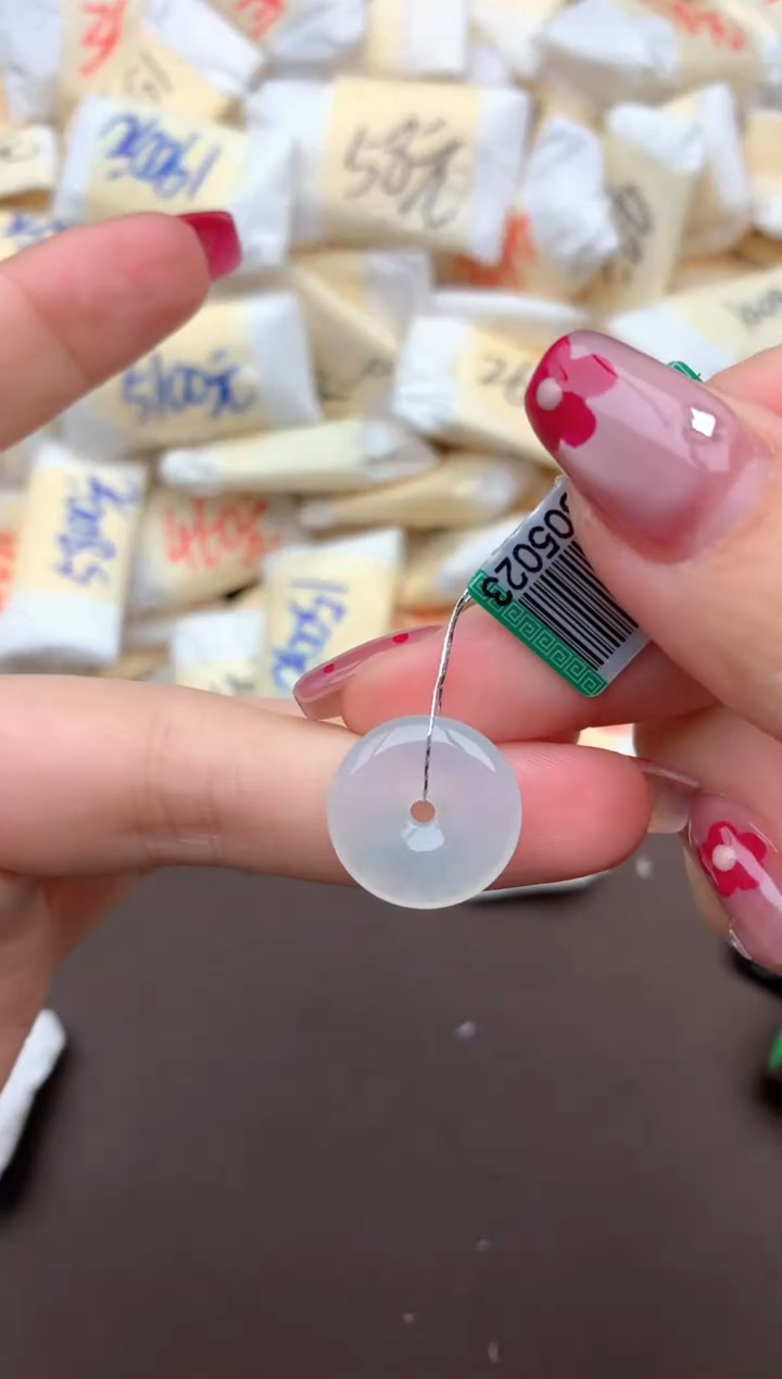 【闪购商品】翡翠挂件未镶嵌一