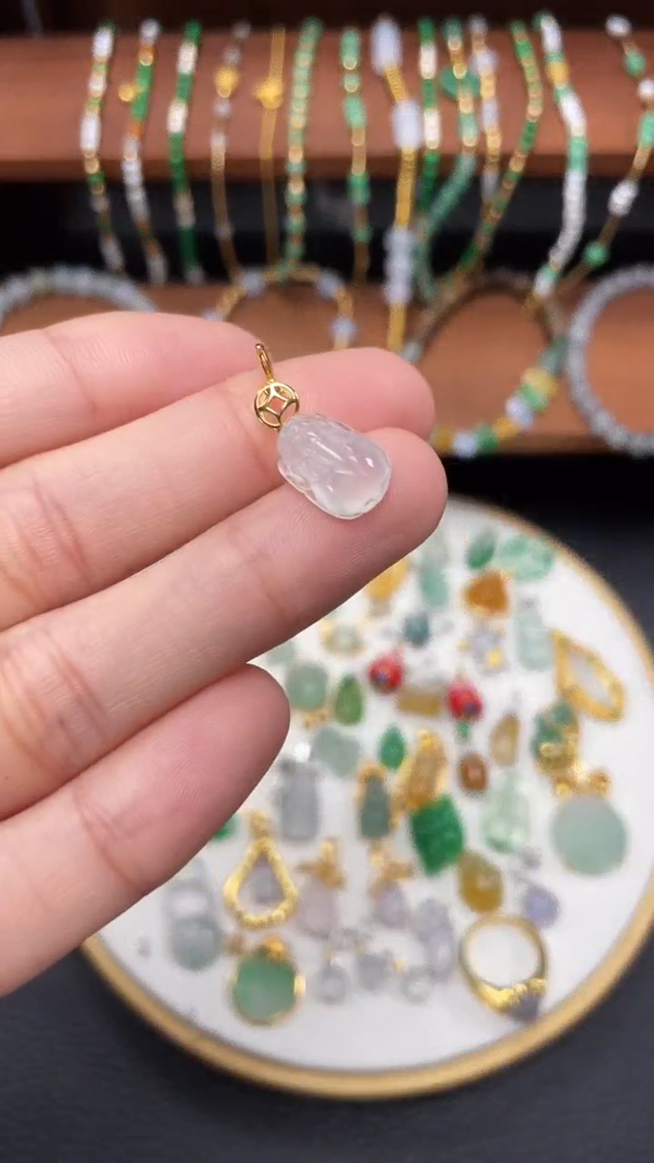 【闪购商品】翡翠吊坠(不含链)18K金镶嵌一个  JK317