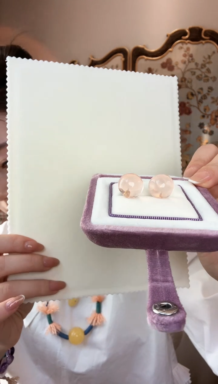 【闪购商品】水晶耳饰18K金镶嵌13.5mm菠萝纹耳钉