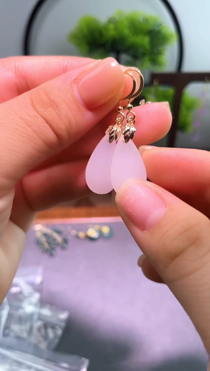 银S925镶嵌和田玉耳饰118000