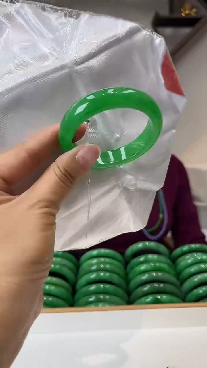 【闪购商品】砖雕a13 圈口52 独货手镯