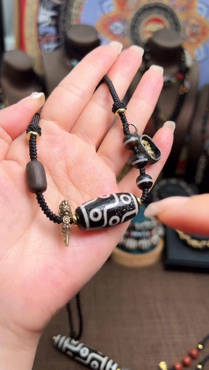 【闪购商品】玛瑙/玉髓1未镶嵌9眼