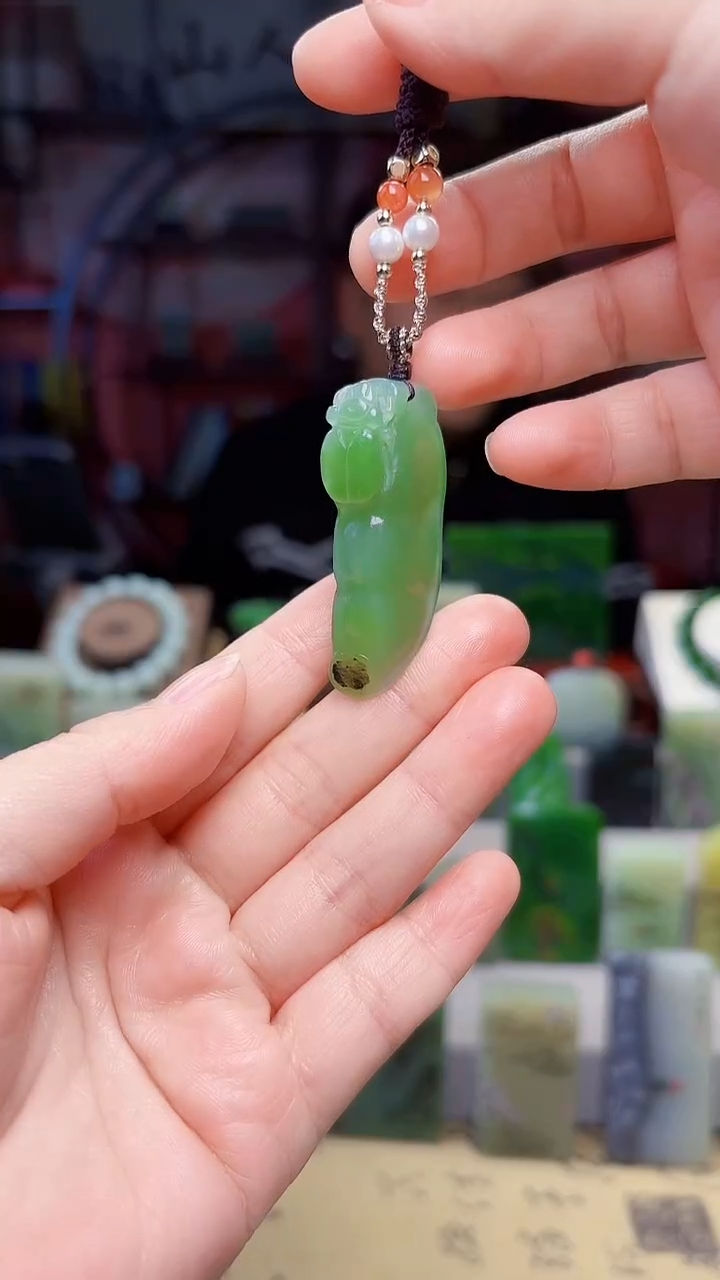 未镶嵌和田玉挂件58