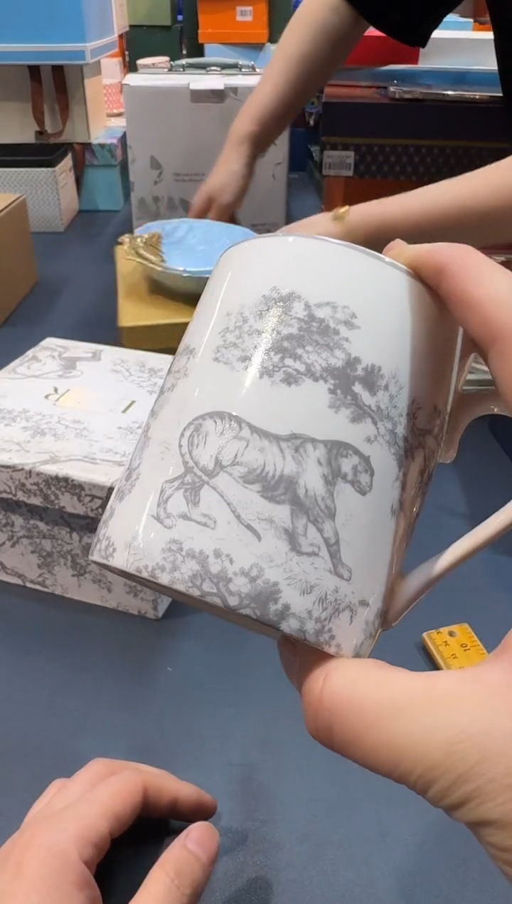 【闪购商品】瓷片E143-H1672全场正品，京东包邮