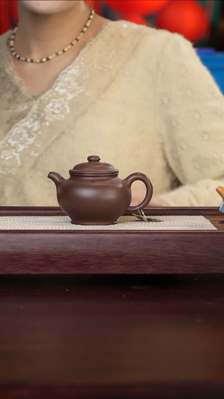 【闪购商品】紫砂壶110号TT紫泥掇只190c