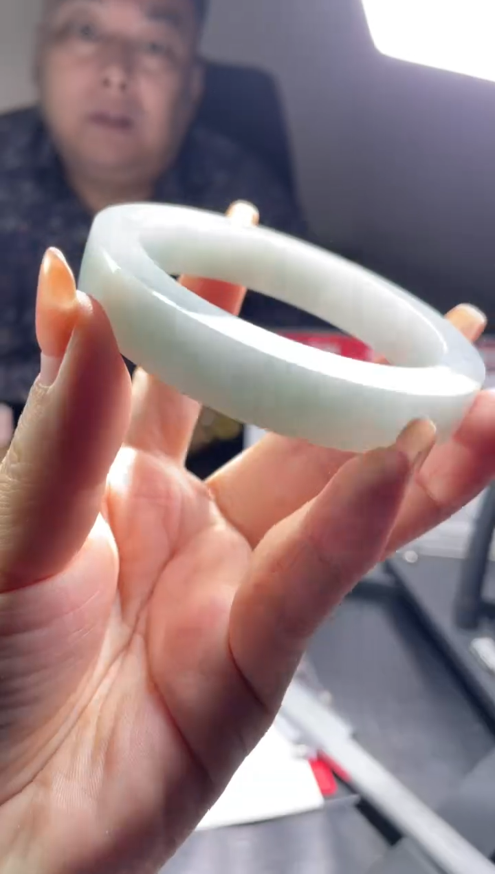 【闪购商品】定制翡翠手镯未镶嵌DDH90396