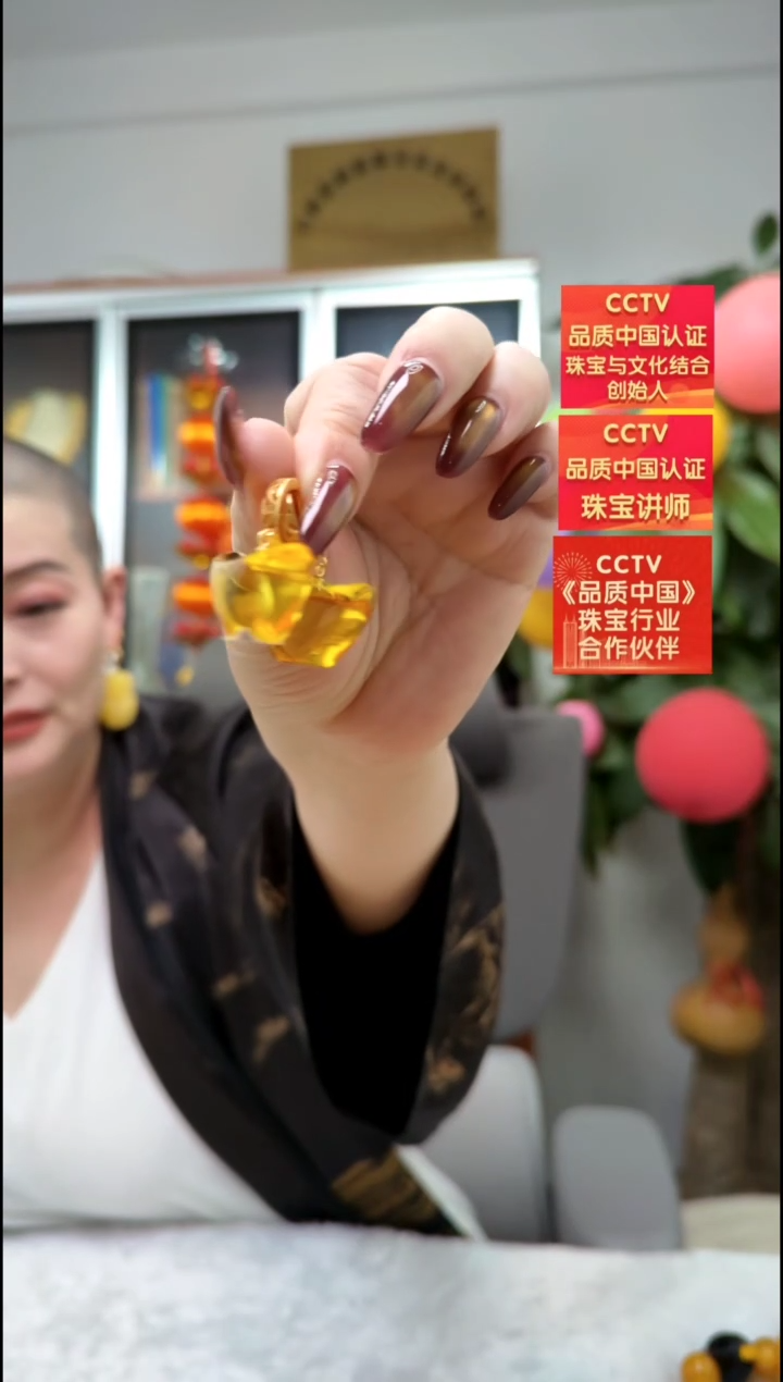 【闪购商品】琥珀耳饰银S925镶嵌耳环