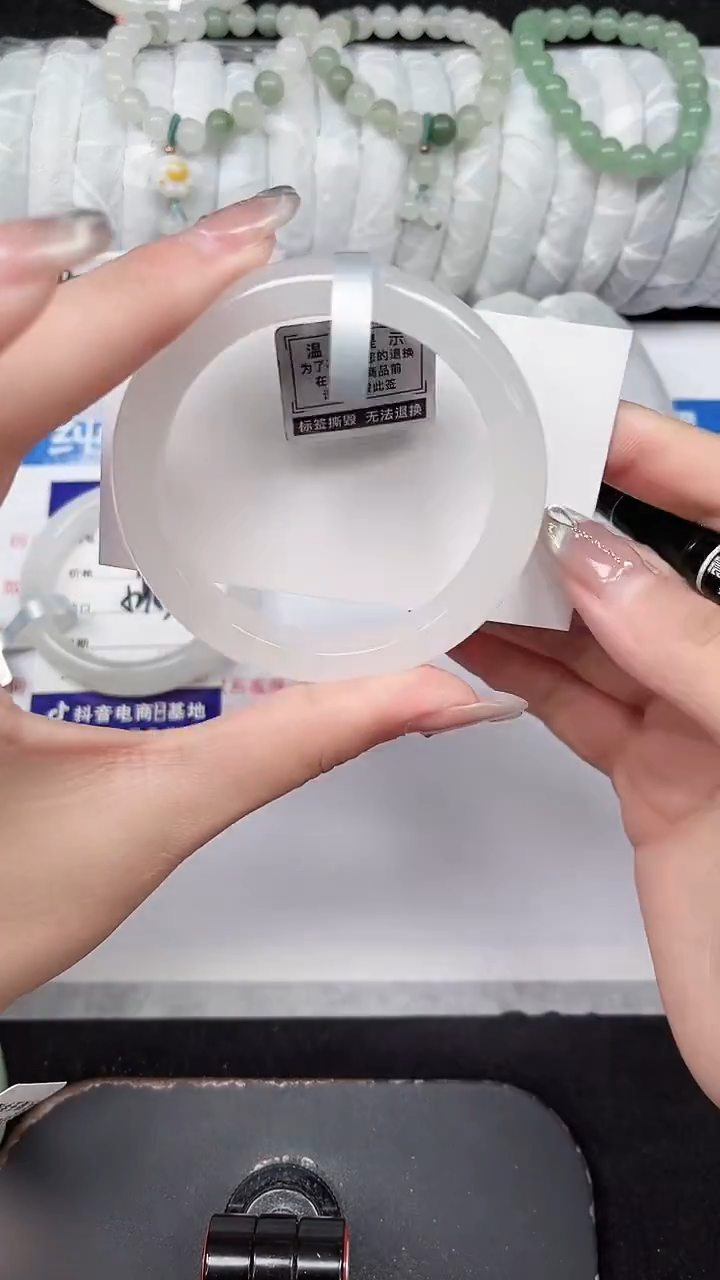 未镶嵌手镯石英质玉311-52/53