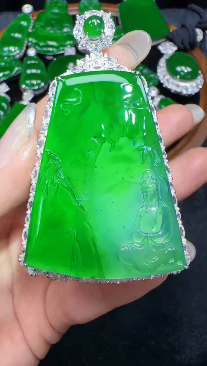 未镶嵌定制翡翠翡翠吊坠133