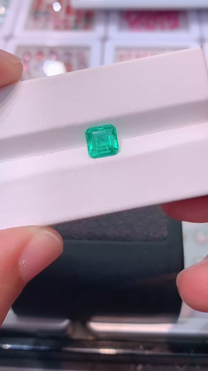 【闪购商品】祖母绿裸石未镶嵌哥伦比亚1.752