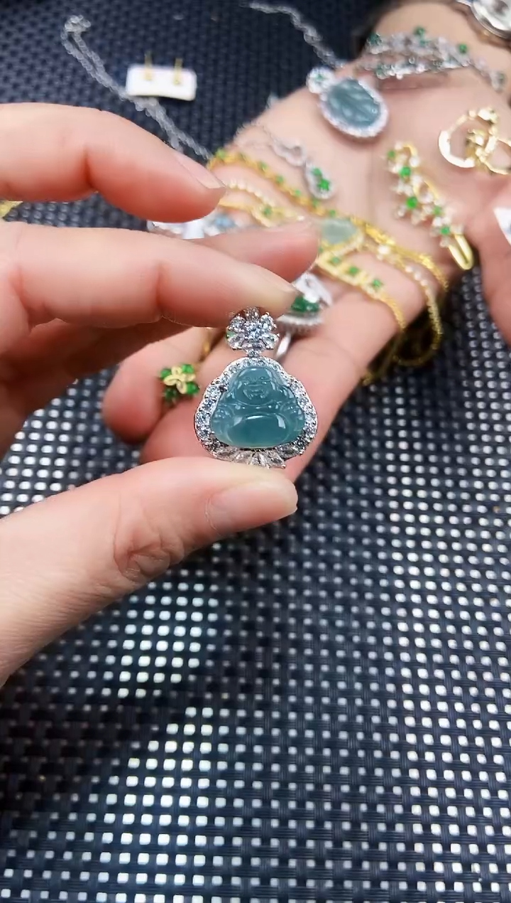 【闪购商品】翡翠吊坠(不含链)未镶嵌111111111