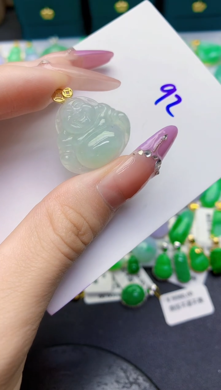 颈饰未镶嵌翡翠缅甸天然翡翠A货