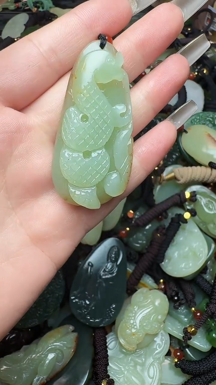 【闪购商品】和田玉颈饰未镶嵌1