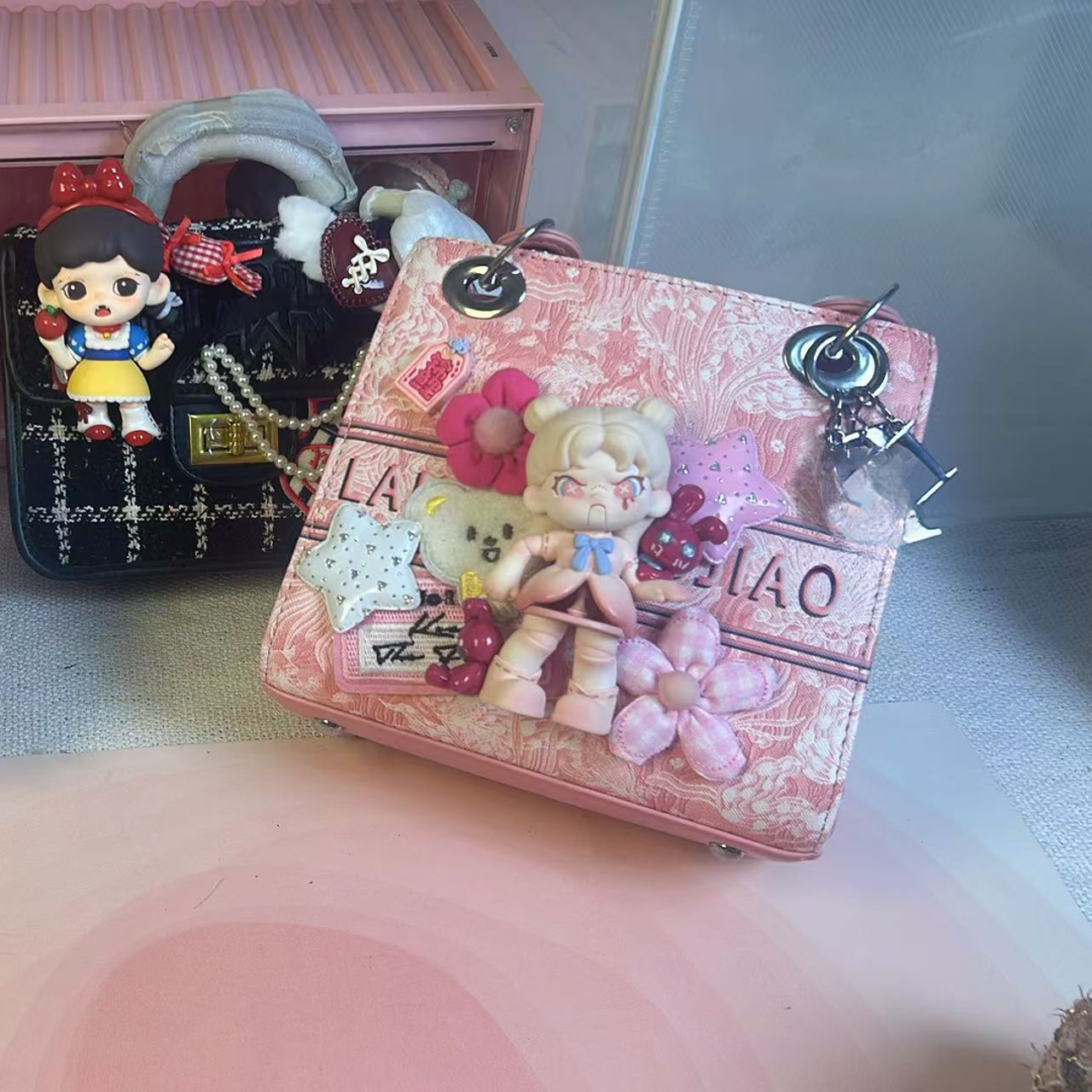 端盒链接   正版原创潮流盲盒娃包    一单4包