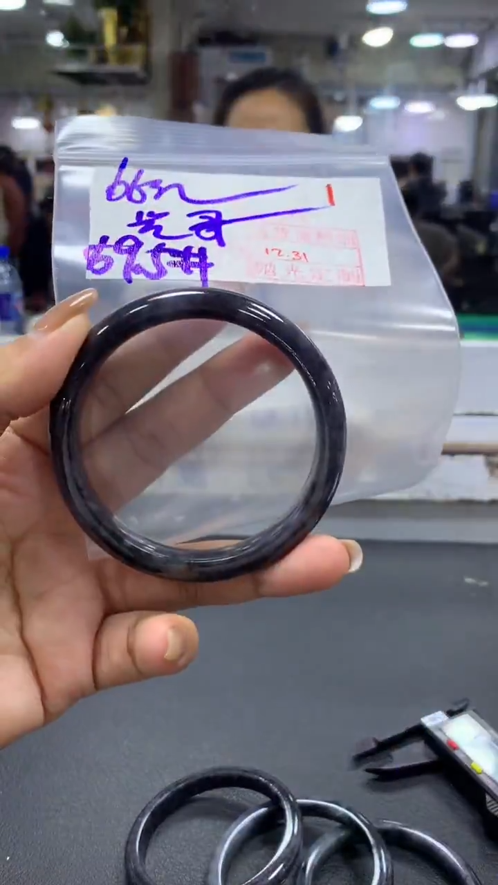 未镶嵌定制翡翠光**哥毛货需精细抛光+拍一发一+1