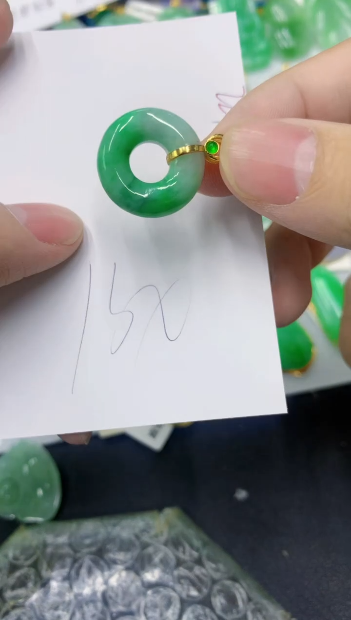颈饰未镶嵌翡翠111111111111