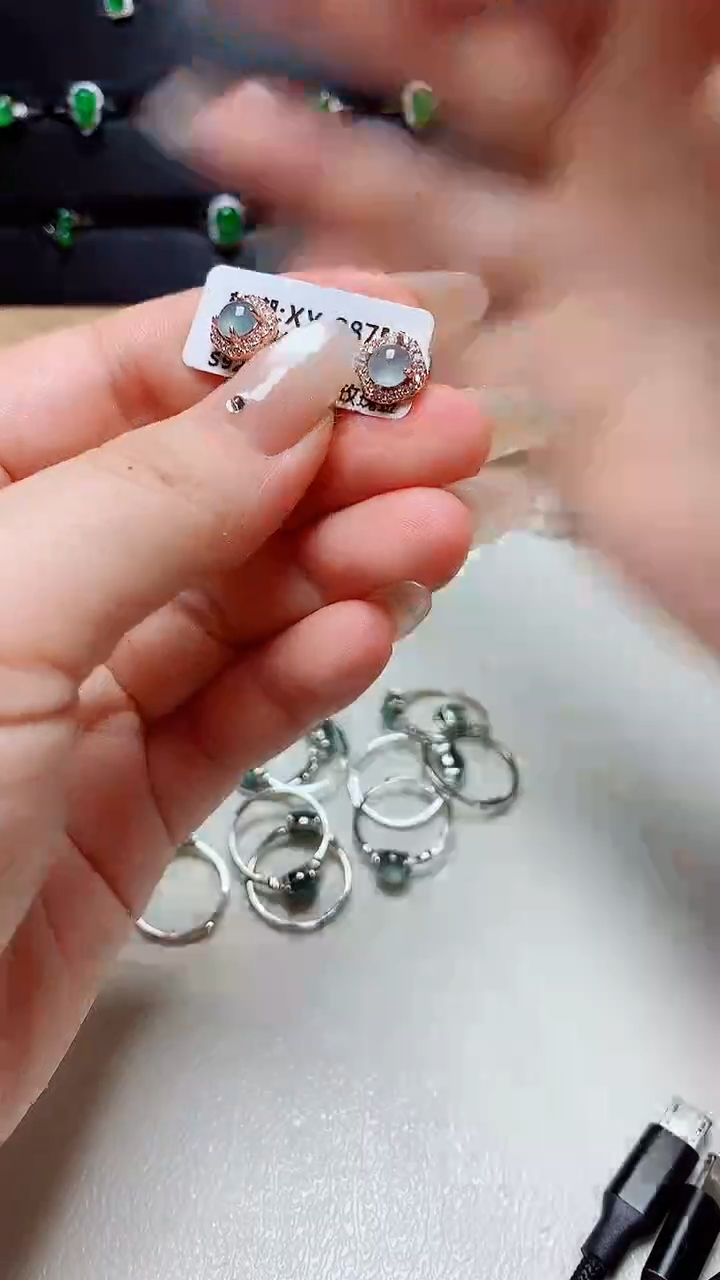 翡翠戒指银S925镶嵌天然翡翠s925银镶嵌