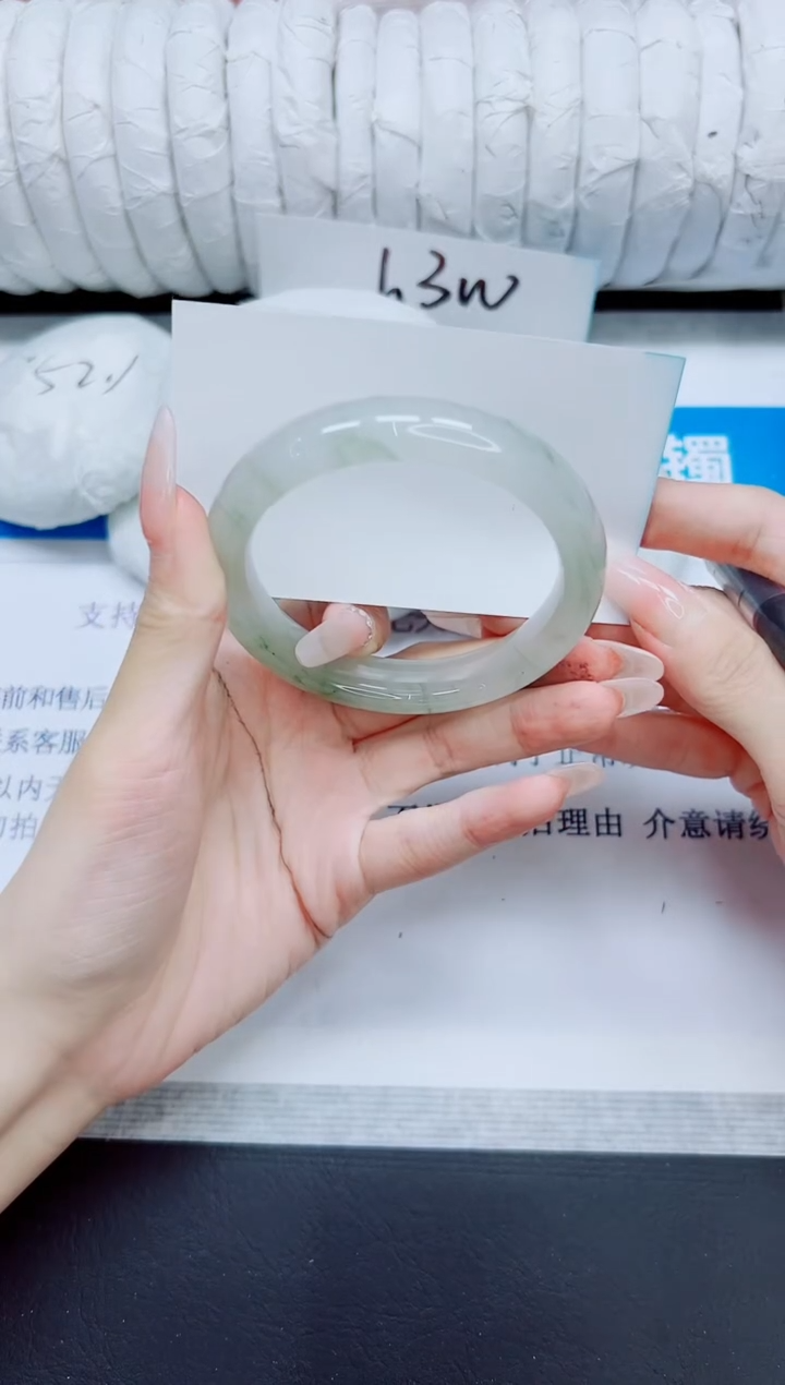 石英质玉手镯未镶嵌74/54.5